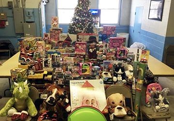 Clinton CF donates $1,300 in Toys